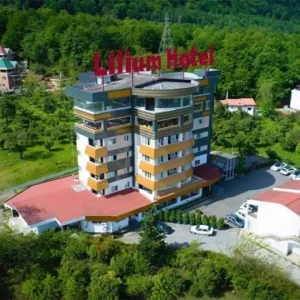 Lilium Hotel-Salmanshahr